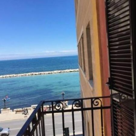 Mariantomare Casa Vacanze Monolocale Lungomare Bari Exterior photo